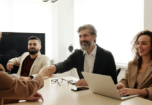 Top Real Estate Tracking Software to Monitor Leads, Deals, and Commissions